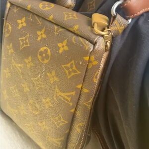 Meet your Posher, Human